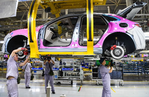 9月新能源車產(chǎn)量環(huán)比翻倍，問界爆火帶動重慶汽車產(chǎn)業(yè)突破
